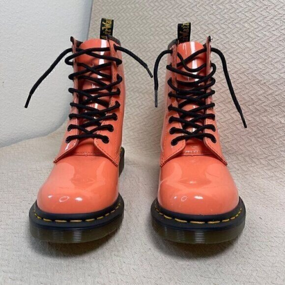 Dr. Martens 1460 Womens Patent Leather Lace-Up Platform Combat Boot Coral Size 7 - Picture 6 of 13